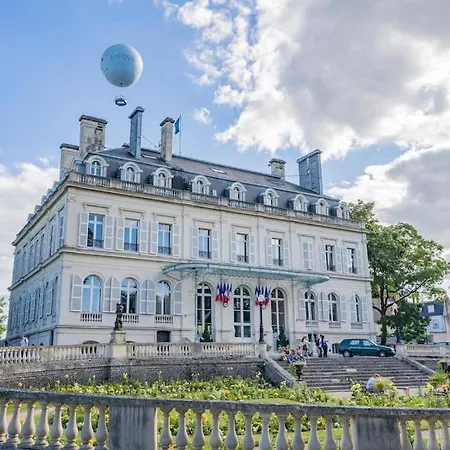 Champagne Stars エペルネー